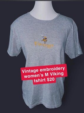 Embroidered Gray Crewneck T-Shirt